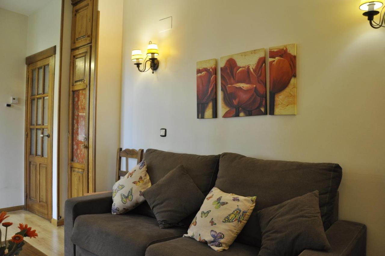 Apartamentos Los Pirineos - Atencion Personal Biescas  Exteriér fotografie