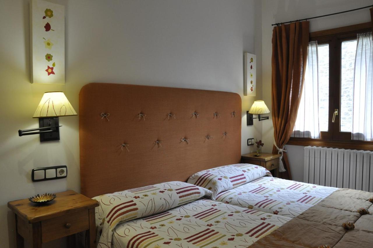 Apartamentos Los Pirineos - Atencion Personal Biescas  Exteriér fotografie