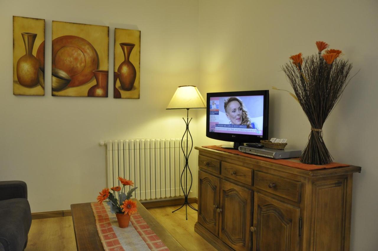 Apartamentos Los Pirineos - Atencion Personal Biescas  Exteriér fotografie