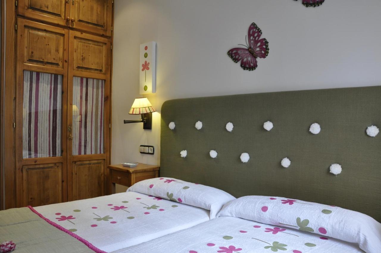 Apartamentos Los Pirineos - Atencion Personal Biescas  Exteriér fotografie
