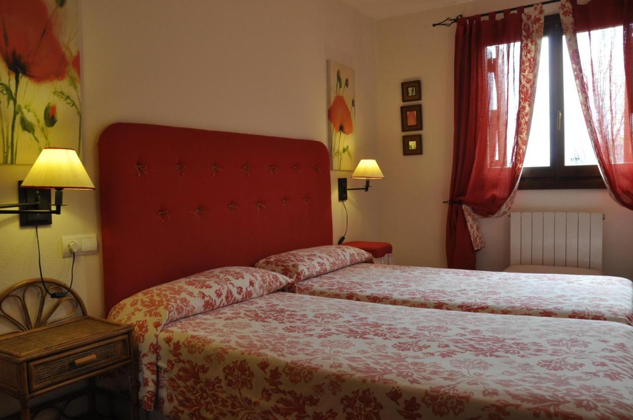 Apartamentos Los Pirineos - Atencion Personal Biescas  Exteriér fotografie