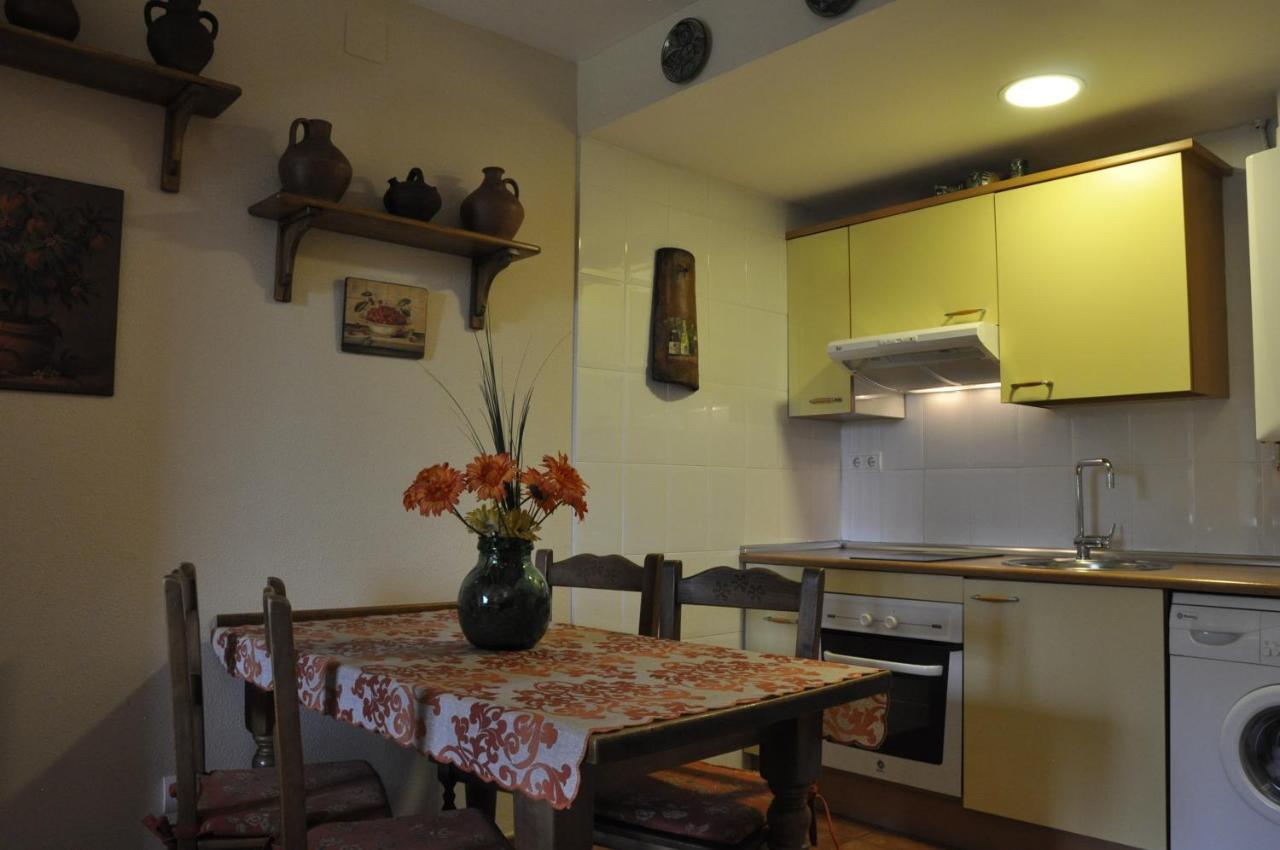 Apartamentos Los Pirineos - Atencion Personal Biescas  Exteriér fotografie
