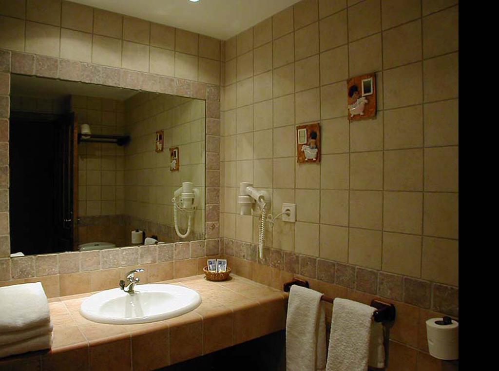 Apartamentos Los Pirineos - Atencion Personal Biescas  Exteriér fotografie